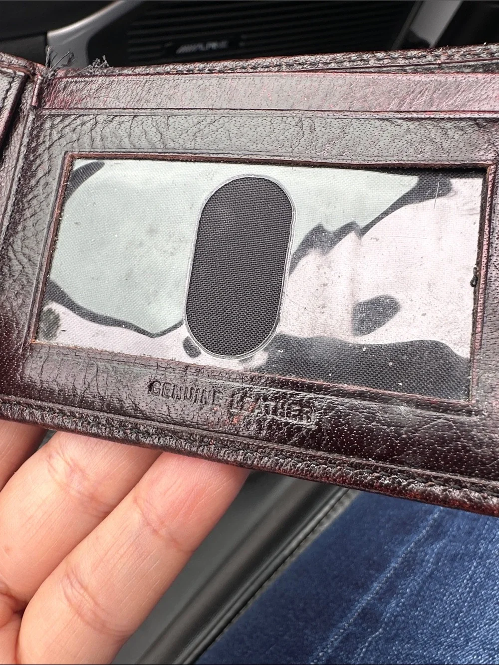 Wilson’s leather slim leather men’s wallet